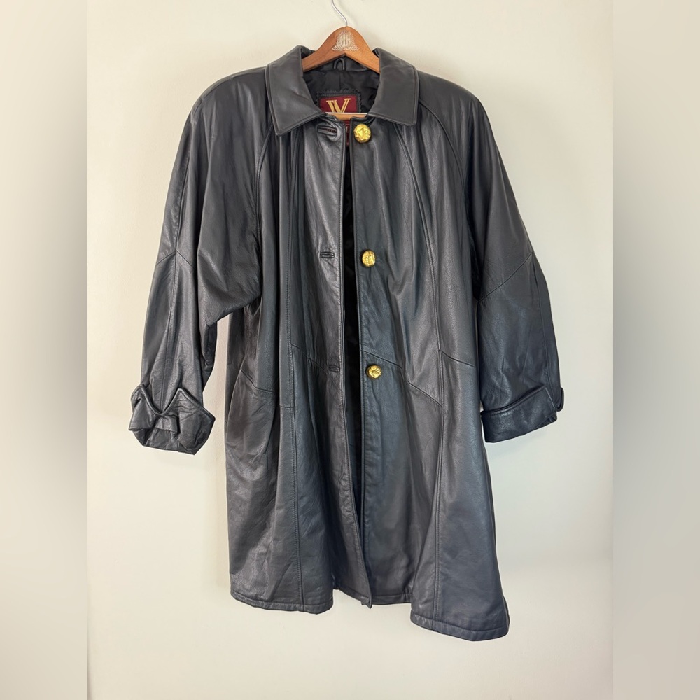 Venezia Vitale Black Leather women’s leather Coat gold buttons in size 14/16